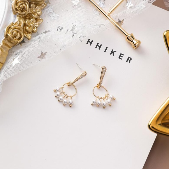 NEW MIDNIGHT Cute Pearl Hoop Handmade Earrings 33 - Picture 2 of 2